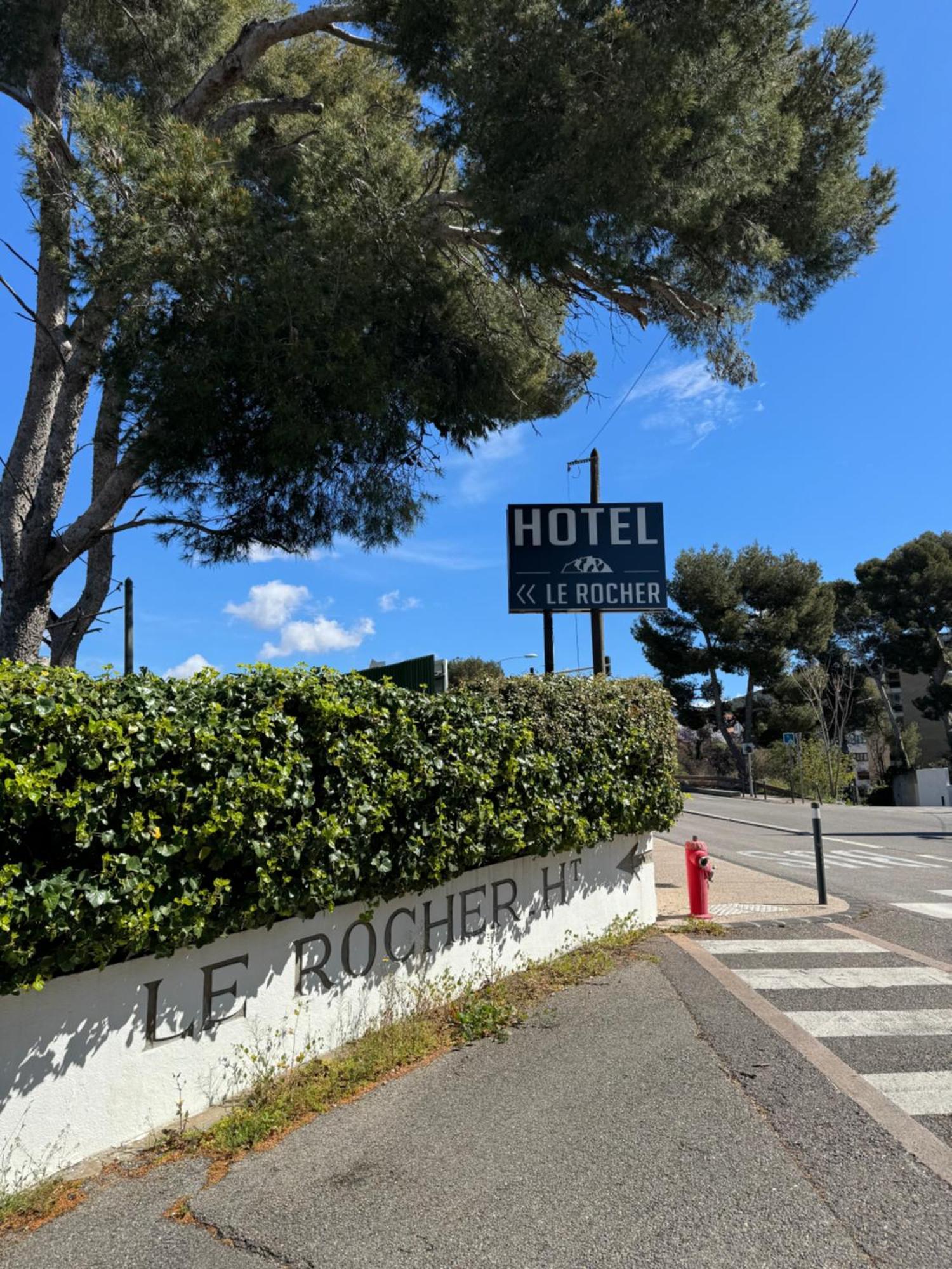 Hotel Du Rocher Marseille Bagian luar foto