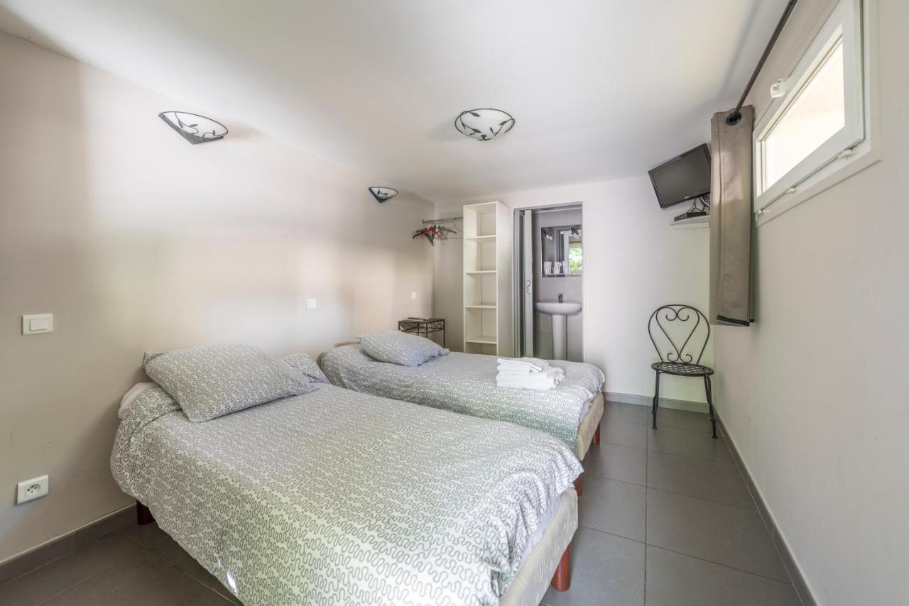 Hotel Du Rocher Marseille Bagian luar foto